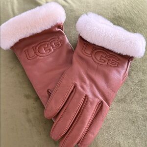 UGG Women's Blush Leather Gloves with Fur Trim